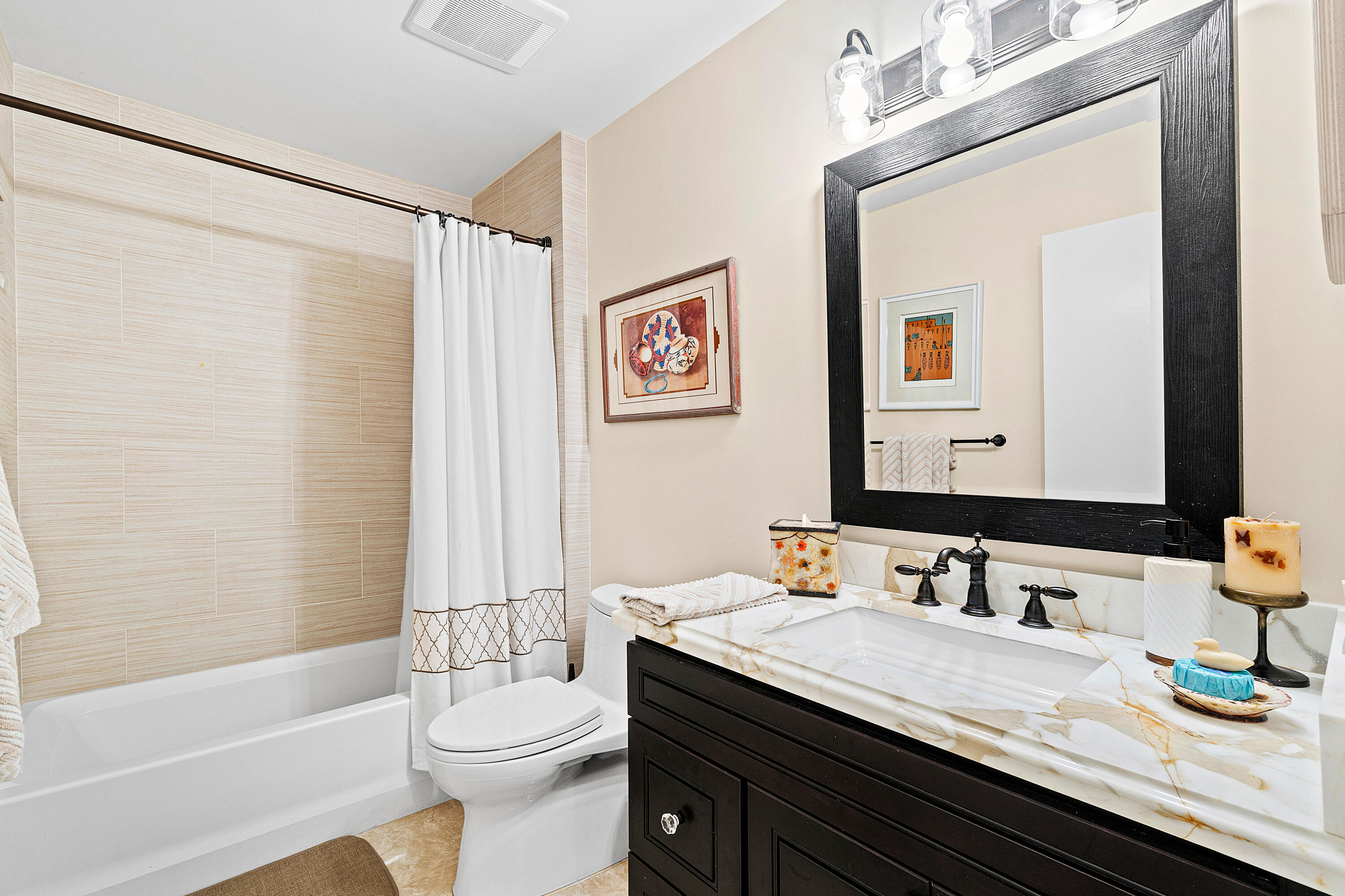 11270 Cloverleaf Circle Boca Raton, FL 33428 - Photo 36 of 36 2nd Bathroom