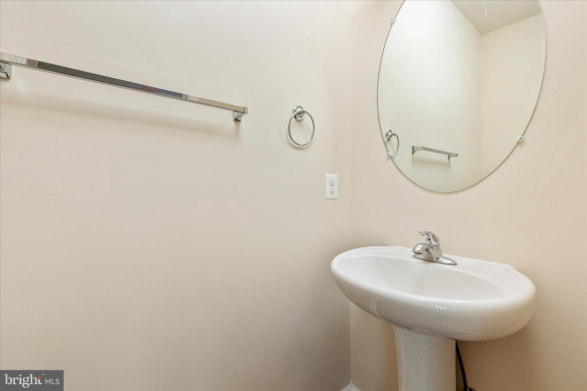 109 Splendor Garden Way Stephenson, VA 22656 - Photo 8 of 58 1/2 bath on first level