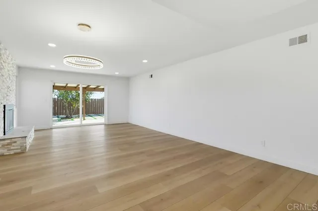 $979,876 | 421 Locdel Court, Chula Vista, CA 91911