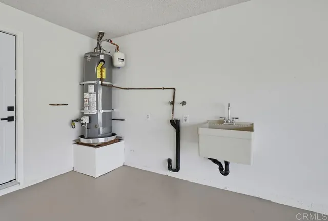 $979,876 | 421 Locdel Court, Chula Vista, CA 91911