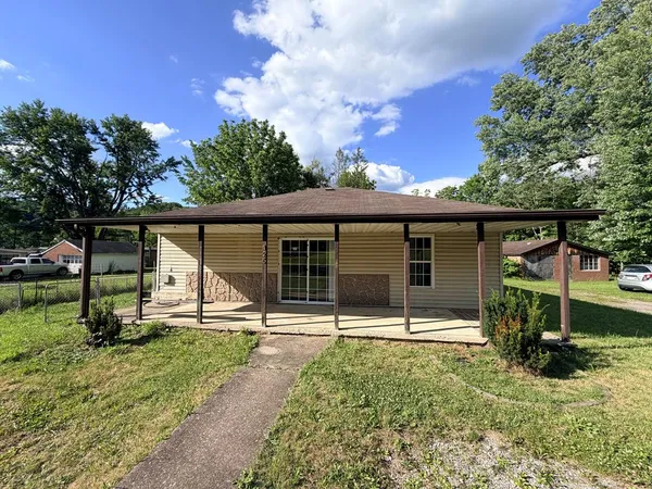 $112,900 | 125 Little Tiger Lane, Beaver, WV 25813