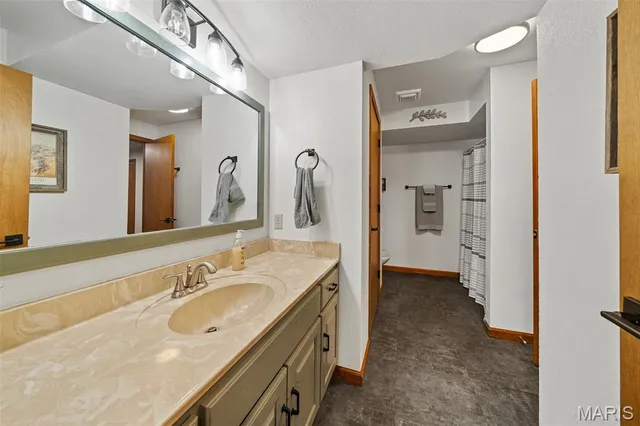 $425,000 | 2159 Litz Boulevard, Jackson, MO 63755