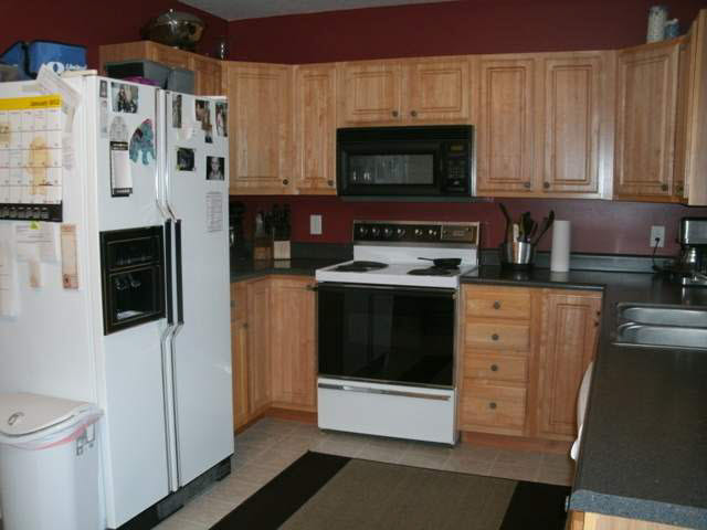 131 Fox Lake Road Angola, IN 46703 - Photo 3 of 10 Gallery Image 3