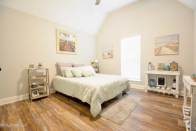 $389,900 | 151 Oak Ridge Lakes Drive, Coldwater, MS 38618