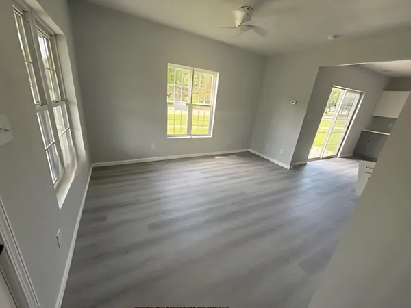 $159,450 | 616 South 7th Street, Burlington, KS 66839