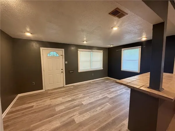 $1,750 | 4828 Eastview Drive, New Orleans, LA 70126