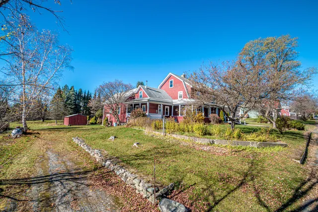 $329,000 | 56 South Lunenburg Road, Lunenburg, VT 05906