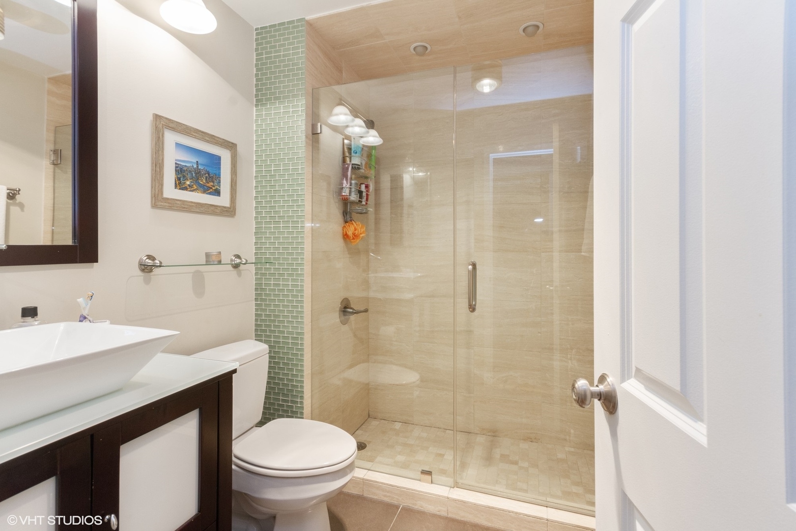 110 East Delaware Place, Unit 2003 Chicago, IL 60611 - Photo 10 of 10