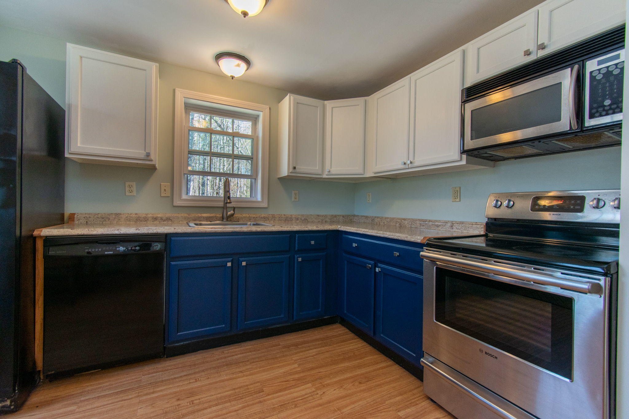 34 Waycross Way Limerick, ME 04048 - Photo 4 of 35 Kitchen