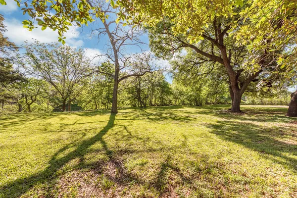 $1,895 | 1701 Sylvester Road, Houston, TX 77009