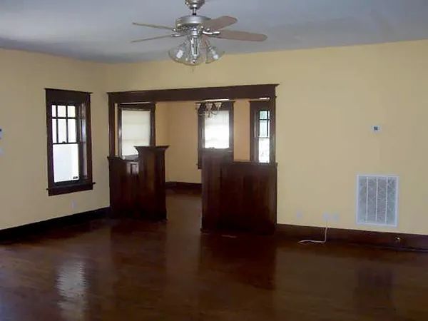 $1,895 | 1701 Sylvester Road, Houston, TX 77009