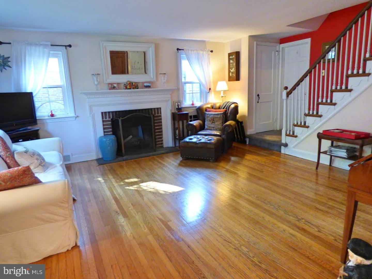 252 Crosshill Road Wynnewood, PA 19096 - Photo 2 of 14