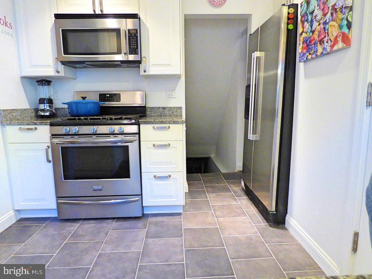 252 Crosshill Road Wynnewood, PA 19096 - Photo 6 of 14