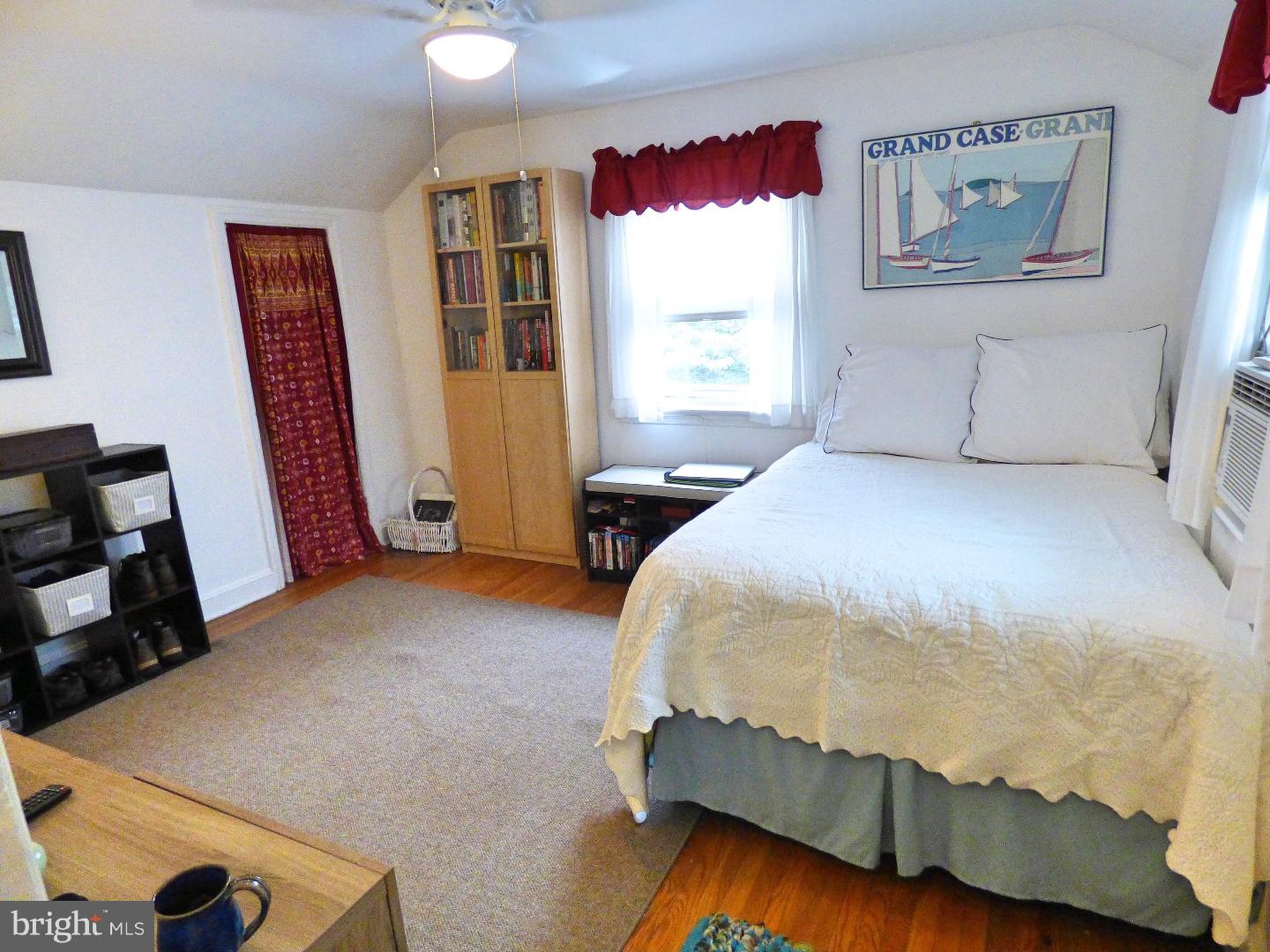 252 Crosshill Road Wynnewood, PA 19096 - Photo 10 of 14