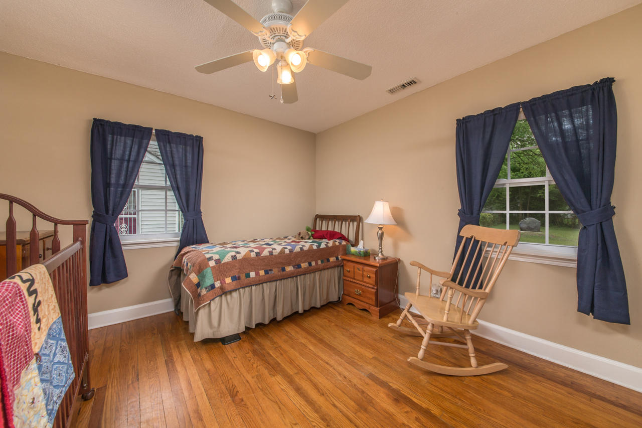 5328 Old Mission Road Chattanooga, TN 37411 - Photo 9 of 18 5328 Old Mission Road Chattanooga, TN 37