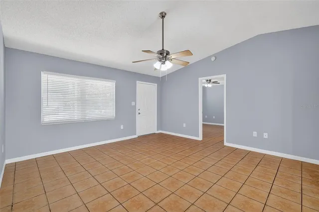 $250,000 | 300 Cricket Hollow Lane, Eustis, FL 32726