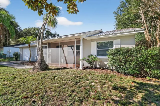 $250,000 | 300 Cricket Hollow Lane, Eustis, FL 32726