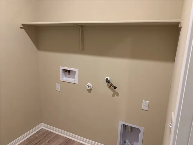 $2,299 | 100 Royal Palm Way, Leander, TX 78641