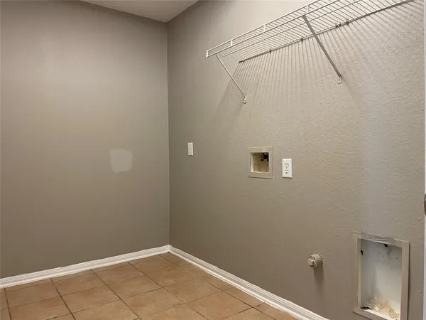 $1,900 | 5426 Rio Drive, Baytown, TX 77521