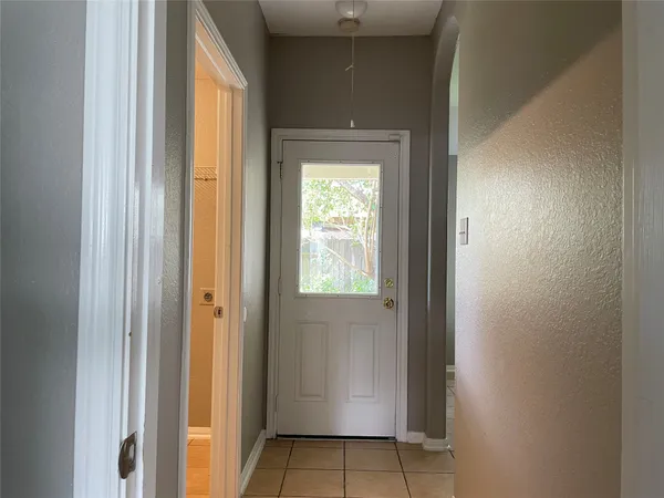 $1,900 | 5426 Rio Drive, Baytown, TX 77521