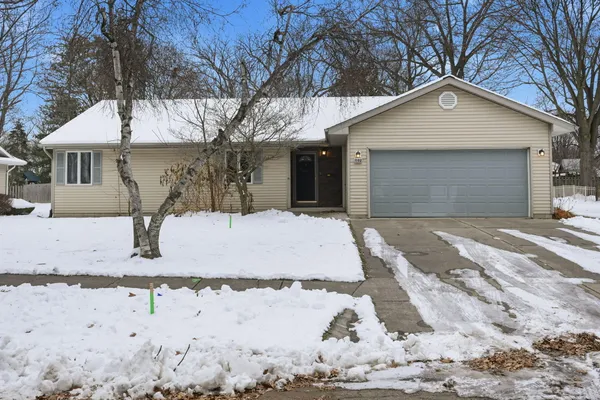 $280,800 | 1102 North Ball Street, Owosso, MI 48867
