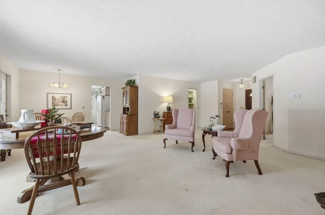 $278,000 | 1102 North Ball Street, Owosso, MI 48867