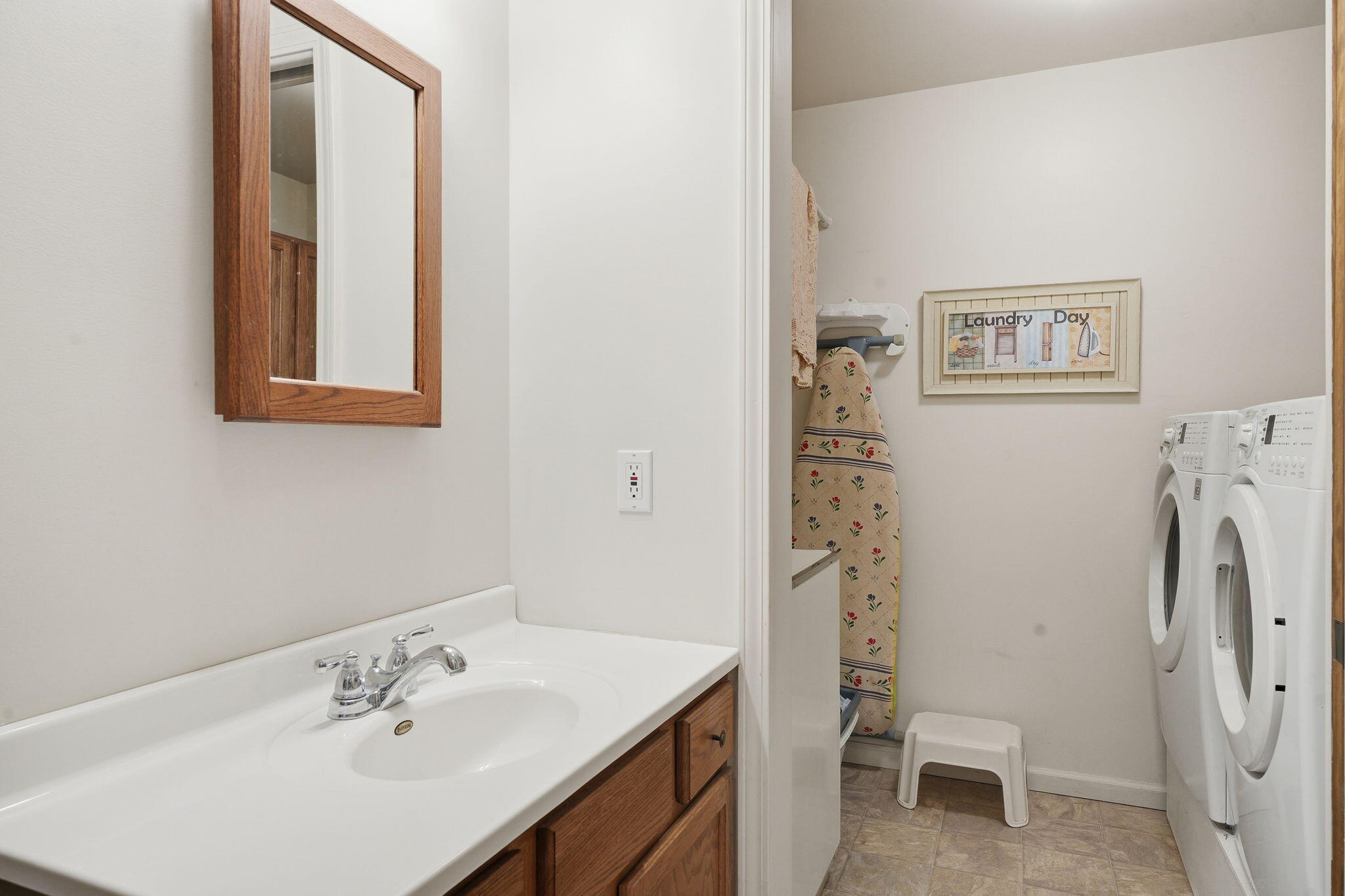 1102 North Ball Street Owosso, MI 48867 - Photo 33 of 56 35-web-or-mls-_RGC1610