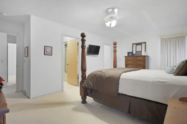 $278,000 | 1102 North Ball Street, Owosso, MI 48867