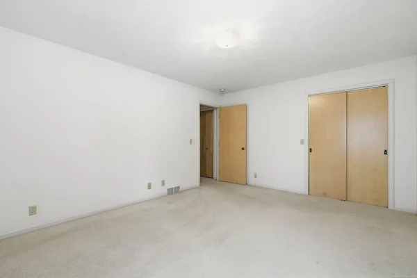 $280,800 | 1102 North Ball Street, Owosso, MI 48867