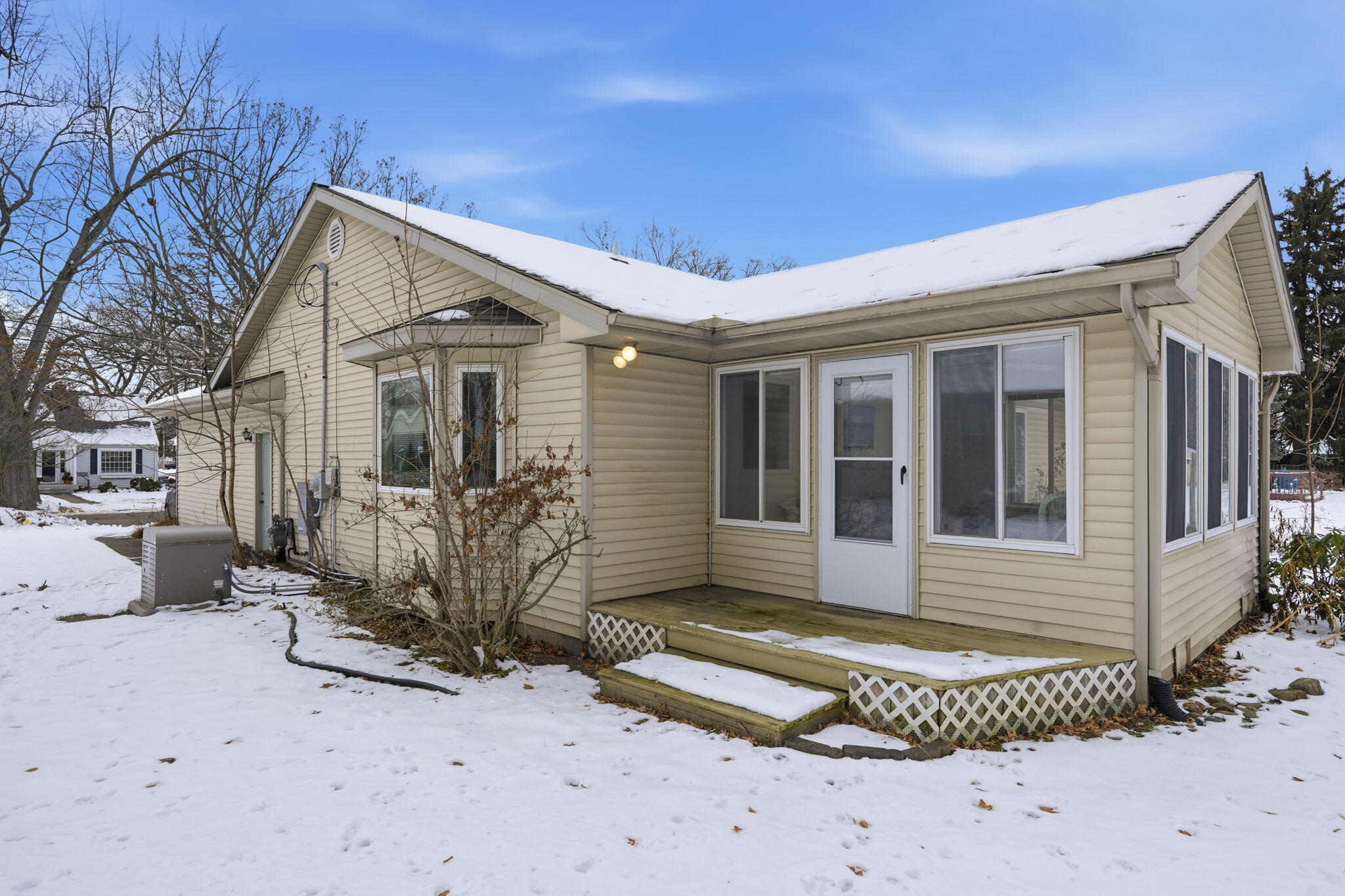 1102 North Ball Street Owosso, MI 48867 - Photo 51 of 56 53-web-or-mls-_RGC1800