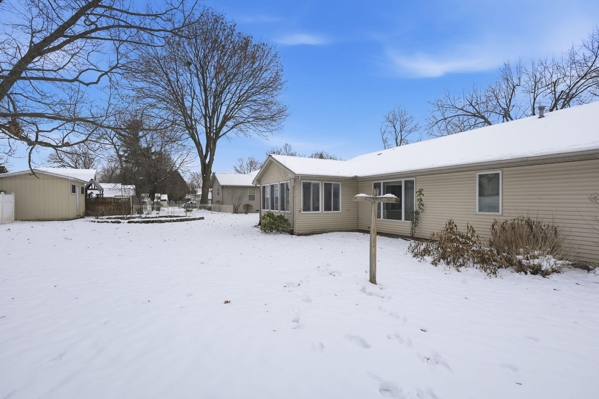 1102 North Ball Street Owosso, MI 48867 - Photo 55 of 56 57-web-or-mls-_RGC1847