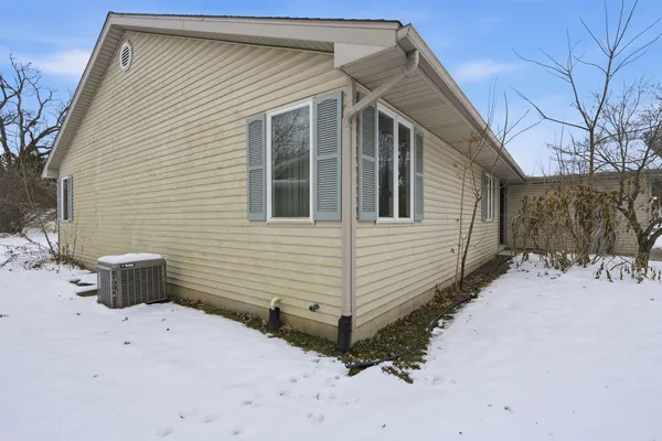 $280,800 | 1102 North Ball Street, Owosso, MI 48867