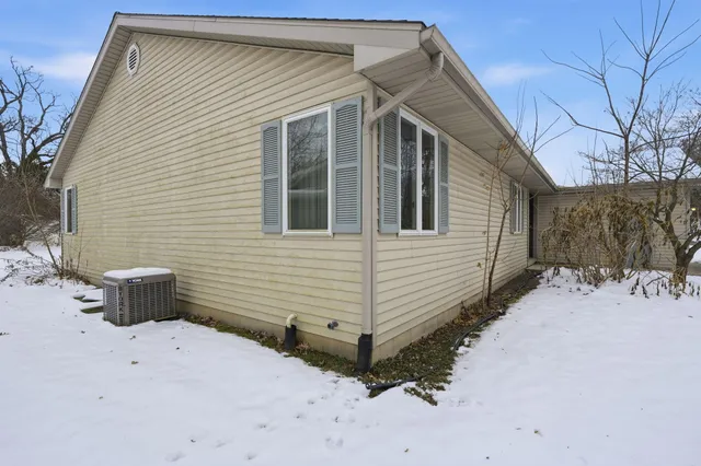 $278,000 | 1102 North Ball Street, Owosso, MI 48867