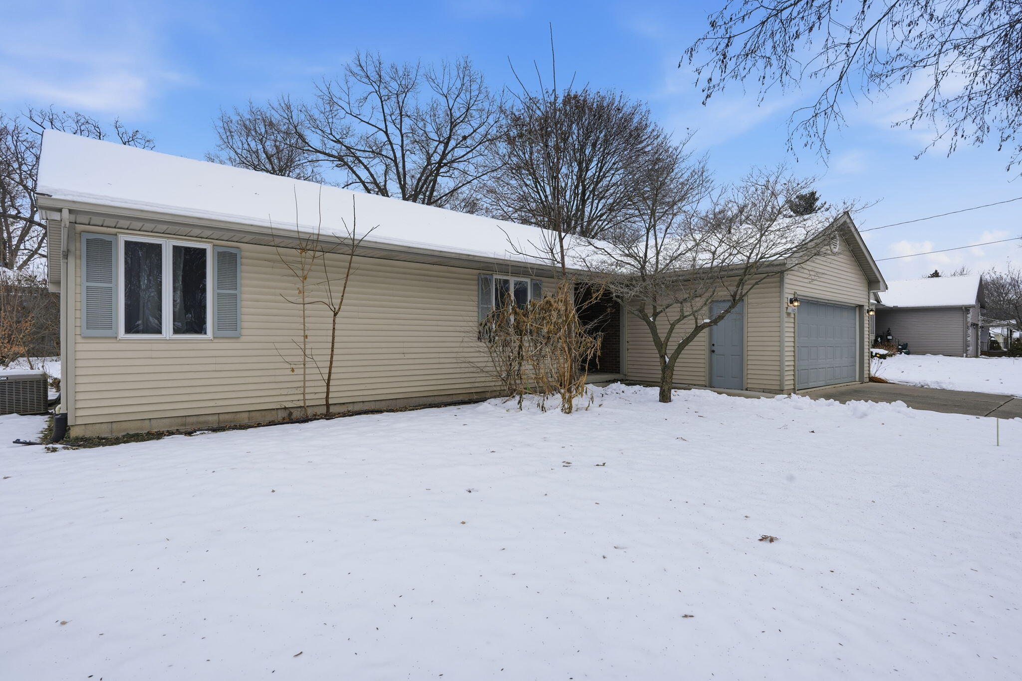 1102 North Ball Street Owosso, MI 48867 - Photo 7 of 56 7-web-or-mls-_RGC1861 Ryan Champion