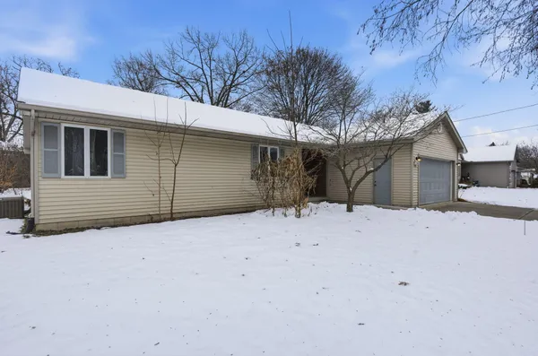 $280,800 | 1102 North Ball Street, Owosso, MI 48867