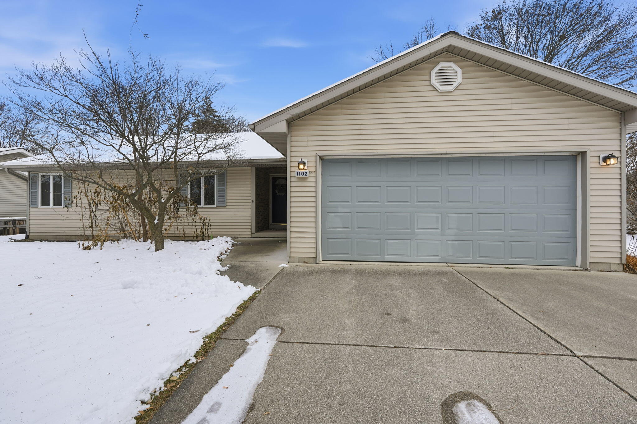 1102 North Ball Street Owosso, MI 48867 - Photo 10 of 56 12-web-or-mls-_RGC1765