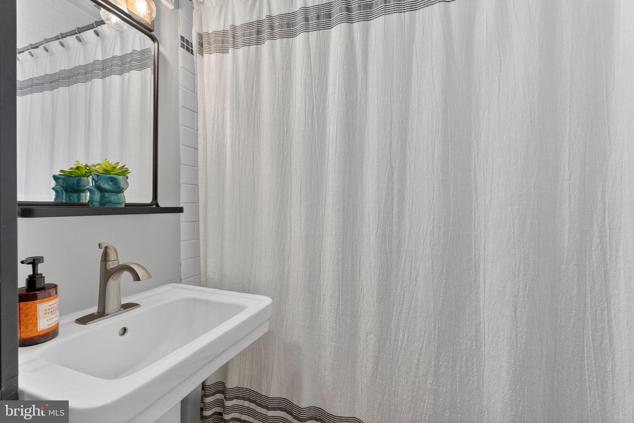 1836 Independence Avenue Southeast, Unit 3 Washington, DC 20003 - Photo 15 of 25