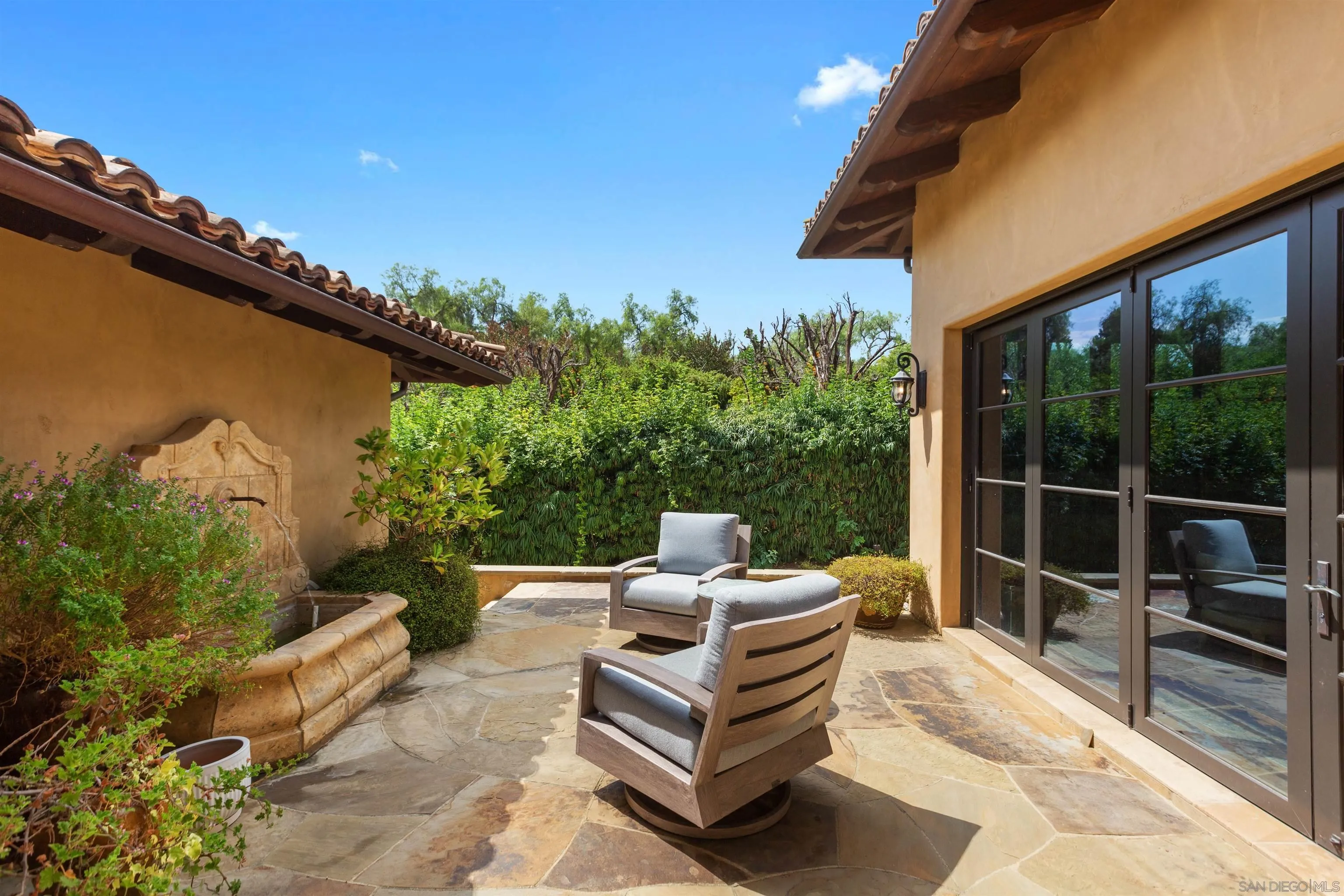 6309 Strada Fragante Rancho Santa Fe, CA 92091 - Photo 20 of 49 a garden view with a seating space