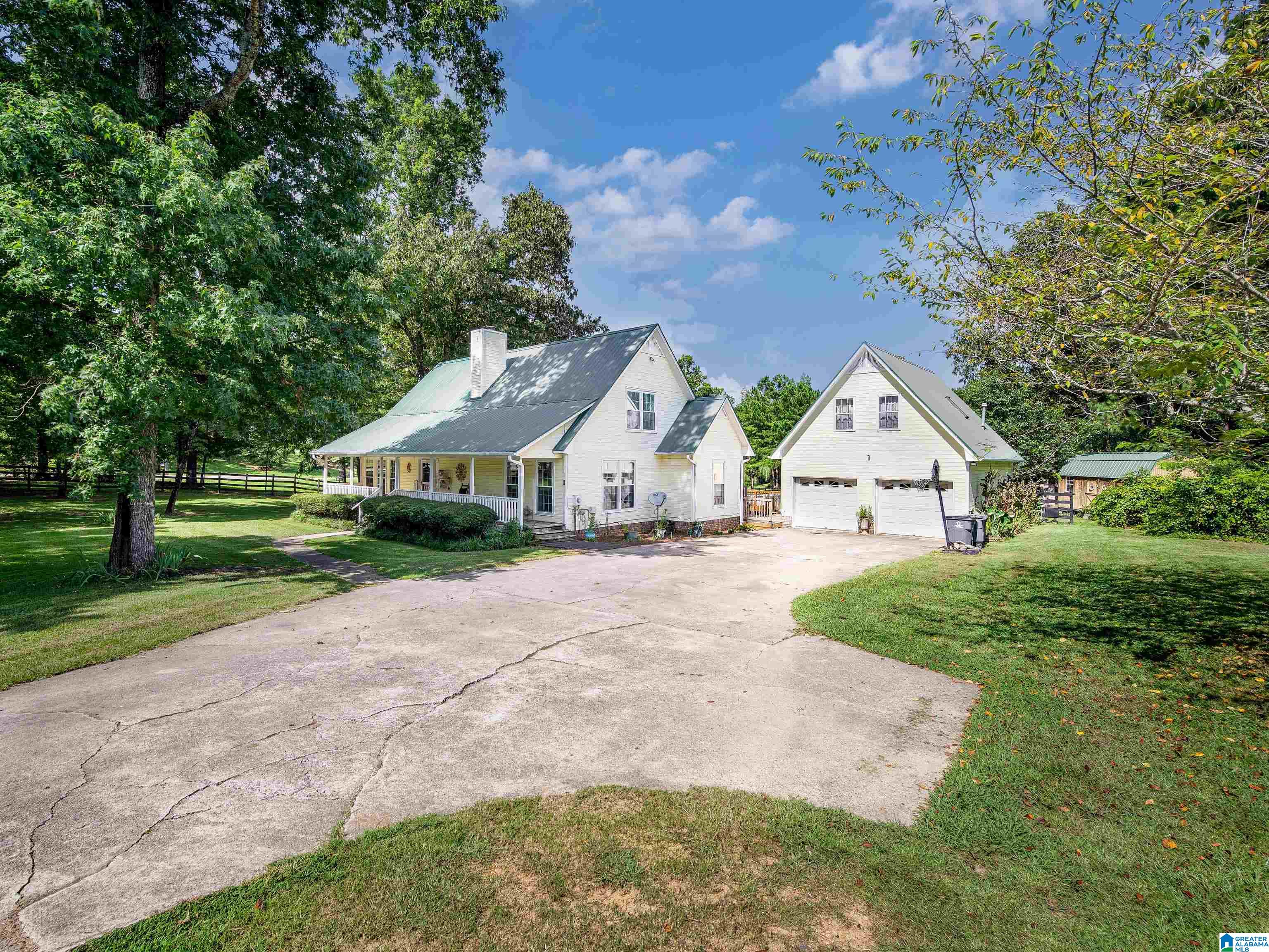 104 Chestnut Lane Helena, AL 35080 - Photo 2 of 37