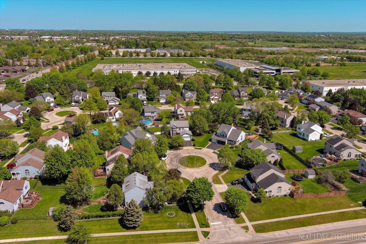 7 Roxbury Court South Elgin, IL 60177 - Photo 34 of 38