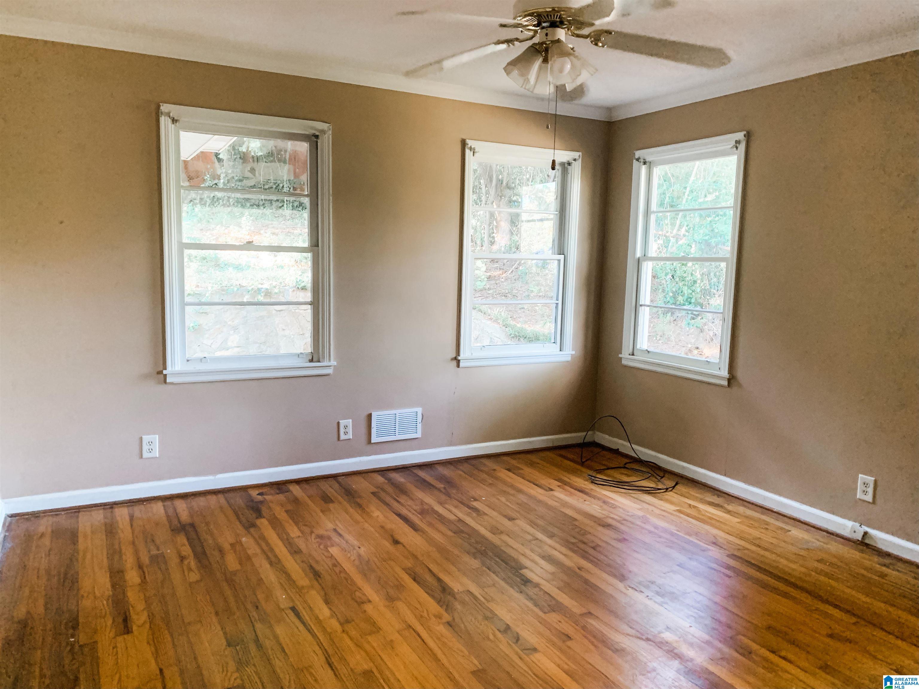 1132 Altamont Road Anniston, AL 36207 - Photo 5 of 8