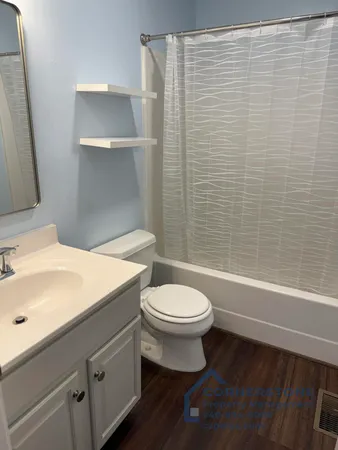 $2,190 | 2339 Oakleaf Drive Northwest, Roanoke, VA 24017