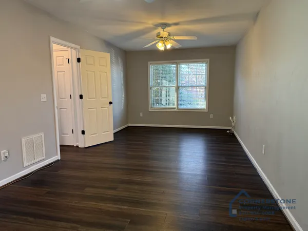 $2,190 | 2339 Oakleaf Drive Northwest, Roanoke, VA 24017