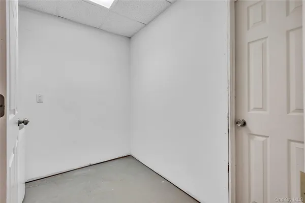 $3,200 | 22 Lauro Ridge Court, Unit LOWER LEVEL, Mahopac, NY 10541