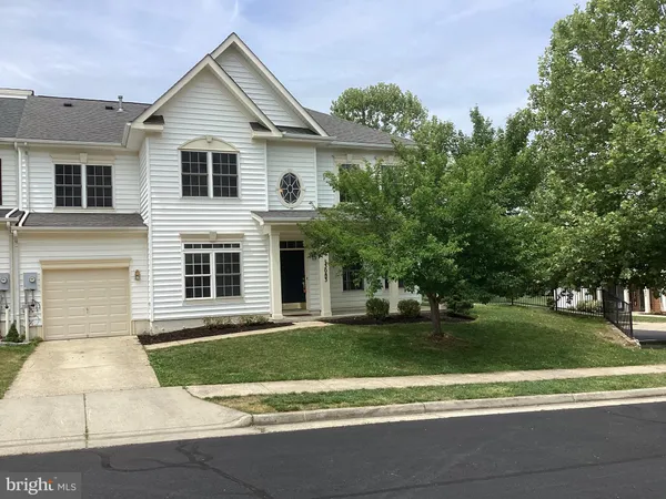 $589,900 | 13083 Sidlaw Hills Lane, Bristow, VA 20136