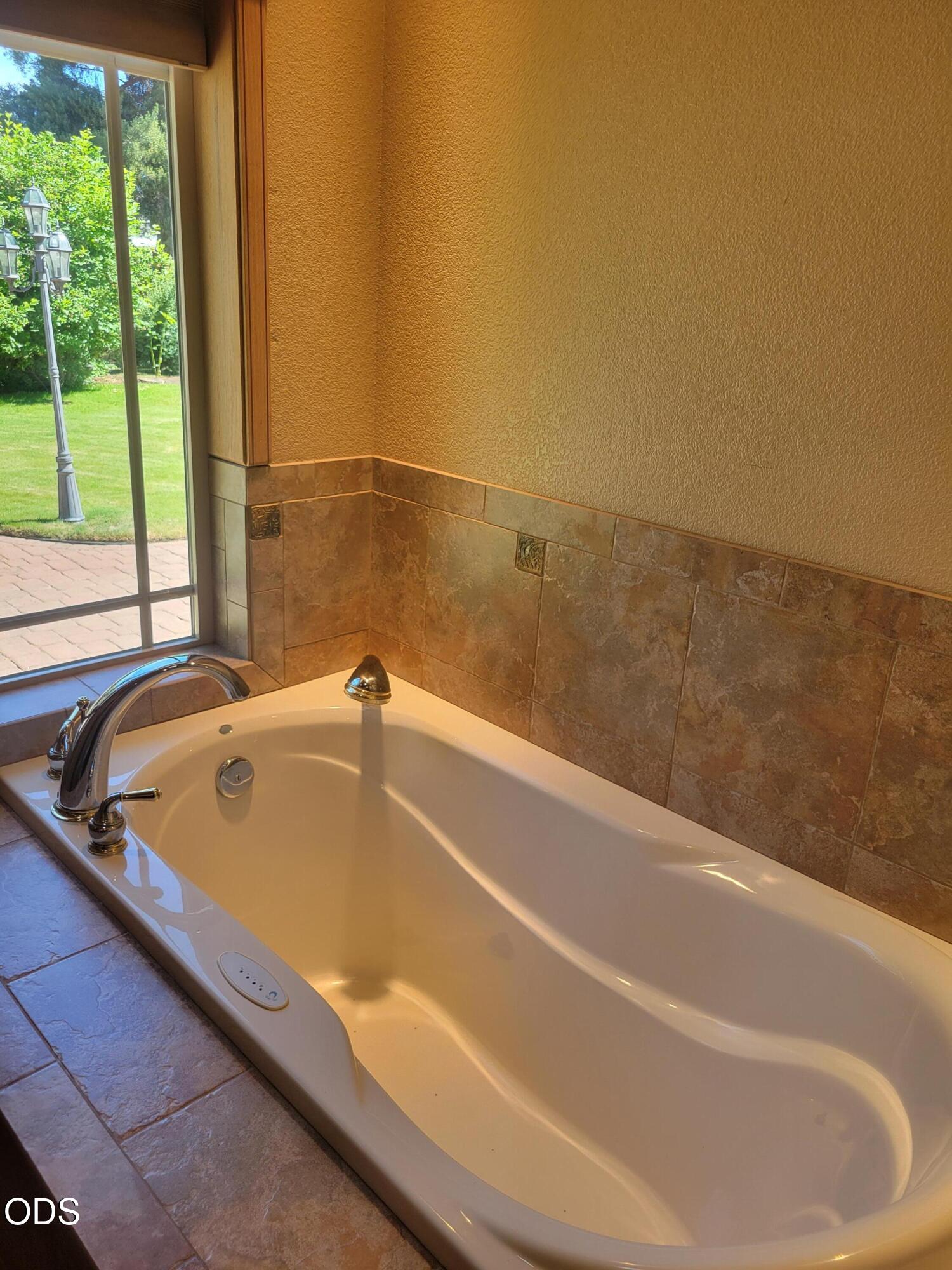21140 Wilderness Way Bend, OR 97702 - Photo 36 of 101