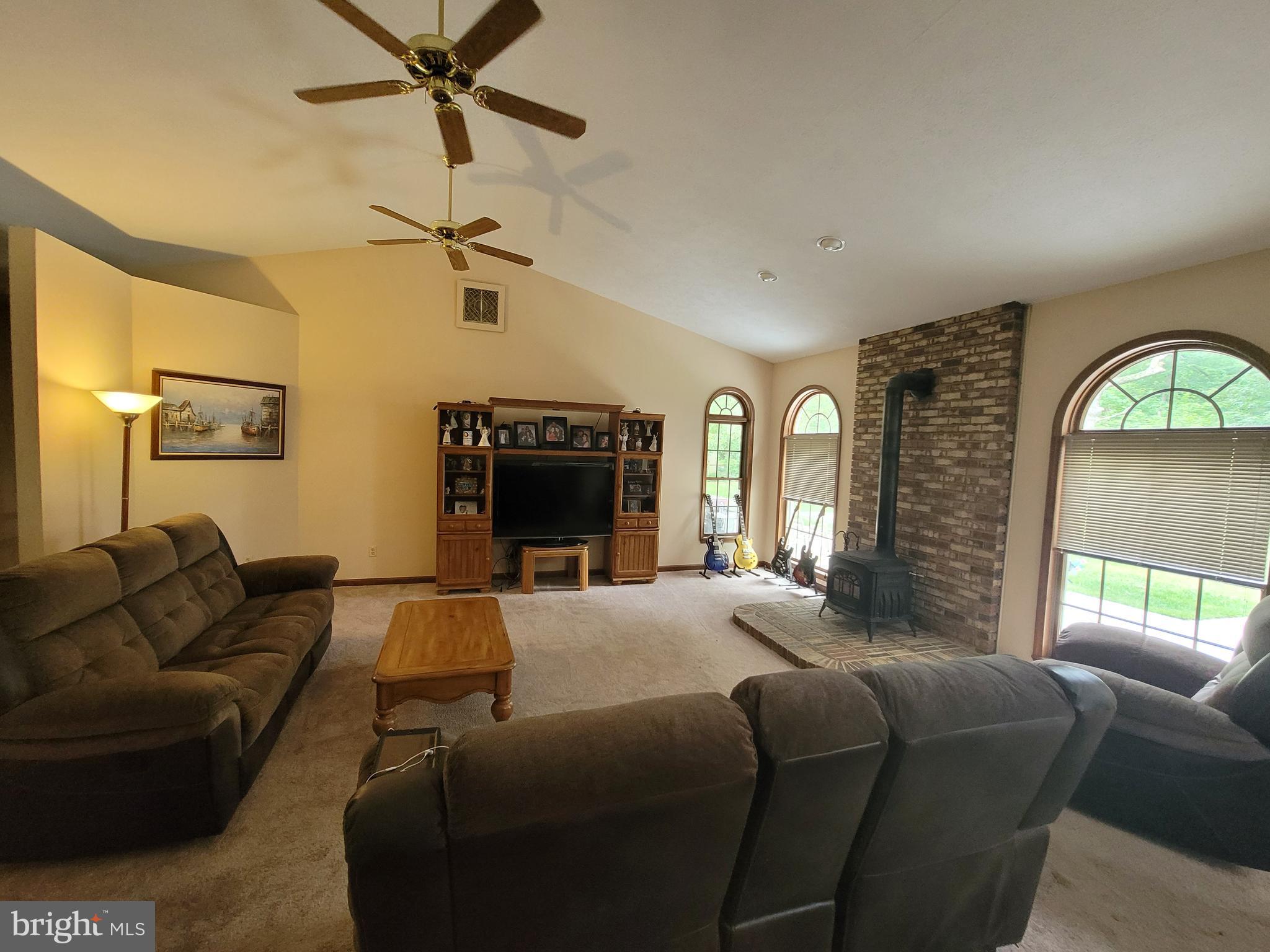 7095 Hawthorne Road La Plata, MD 20646 - Photo 4 of 20 Gallery Image 4