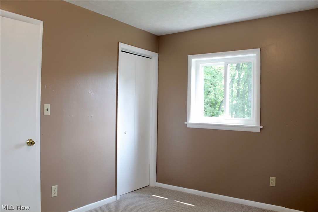 385 Deidrick Road Kent, OH 44240 - Photo 8 of 27
