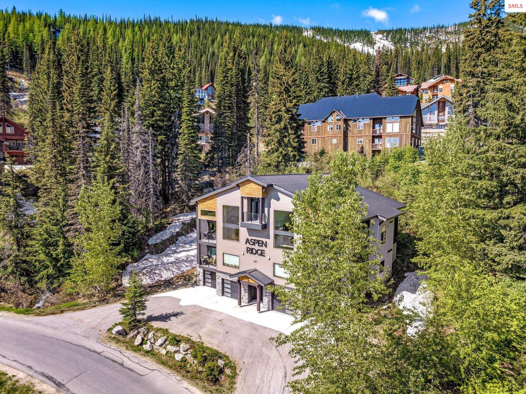 227 Crystal Springs Road, Unit 3 Sandpoint, ID 83864 - Photo 43 of 86 With Ample Off Street Parking