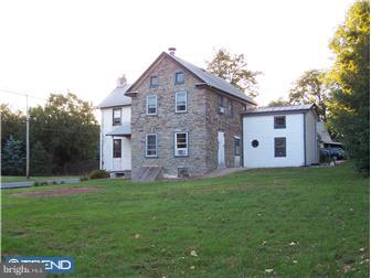 397 Schoolhouse Road Souderton, PA 18964 - Photo 1 of 12 Gallery Image 1